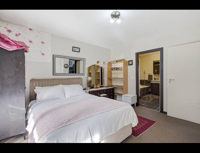 2 BEDROOM TOWNHOUSE FOR SALE IN CRAIGAVON
